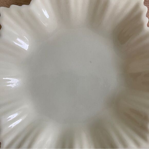 Beleek Fine Irish China  Dish and  Shell - Picture 5 of 11